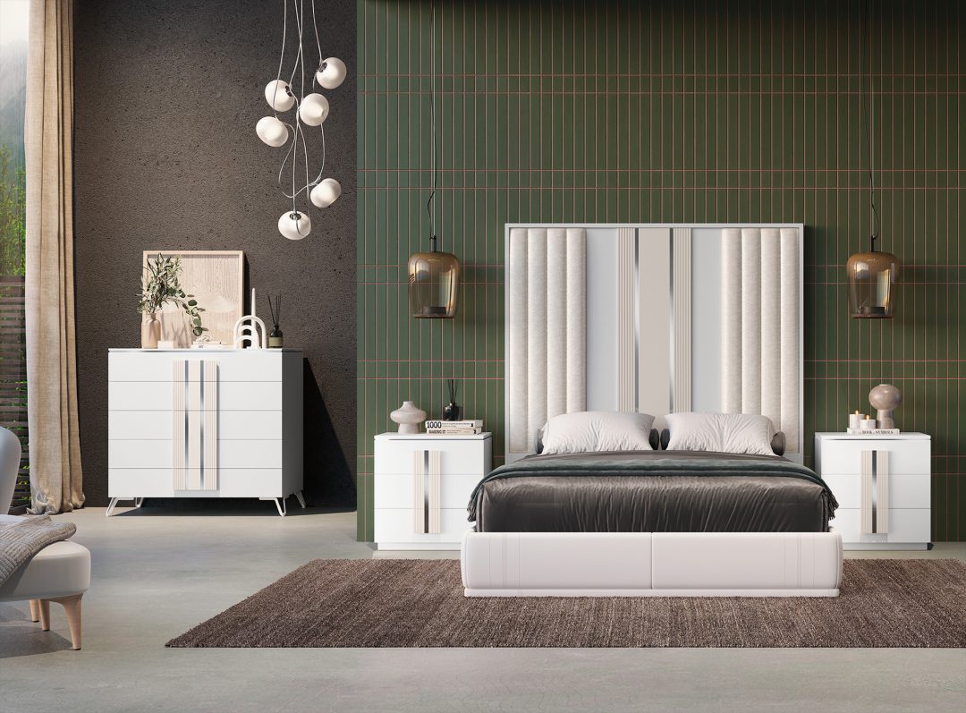 Muebles clásicos de madera maciza